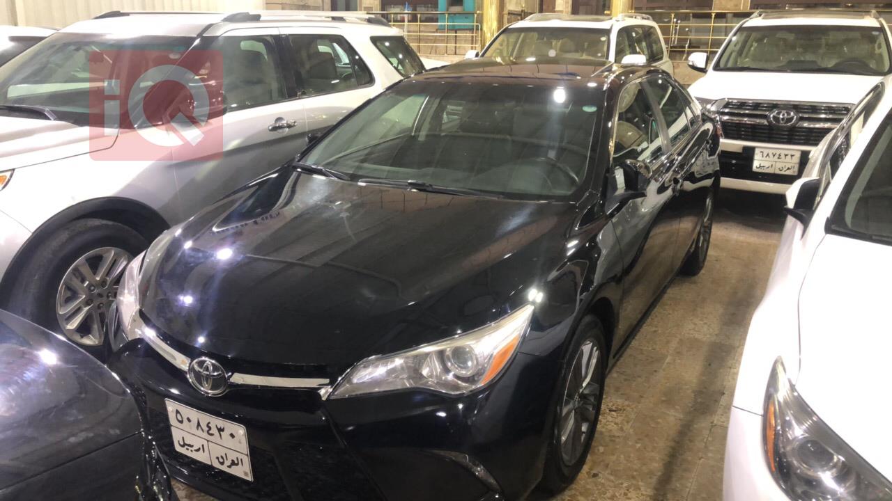 تۆیۆتا کامری